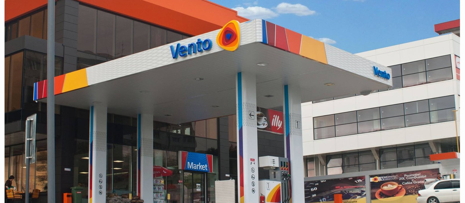 Stație de alimentare Vento din Chișinău, cu copertina albă, pompele și magazinul în prim-plan