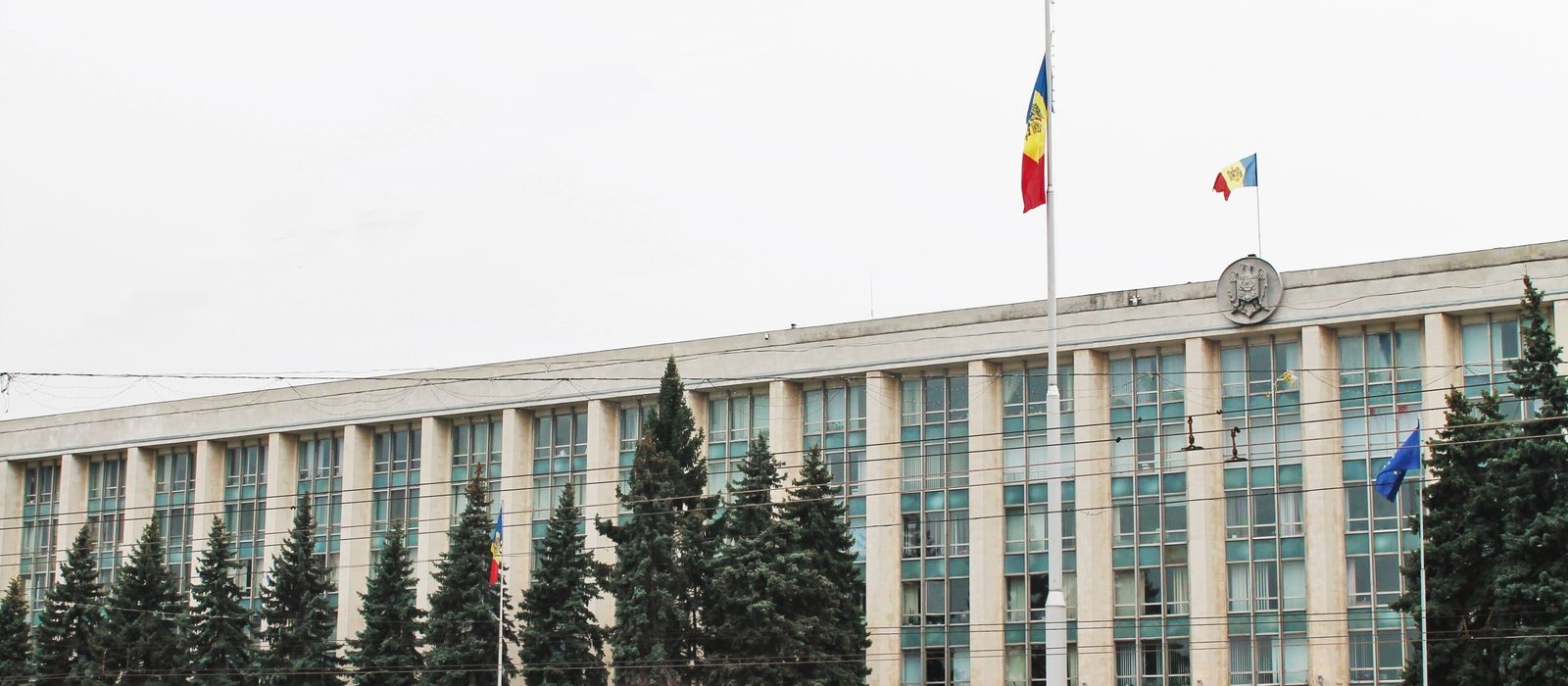 Fațada Casei Guvernului din Chișinău, sediul Guvernului Republicii Moldova, care a aprobat în 2024 crearea Registrului Fermierilor