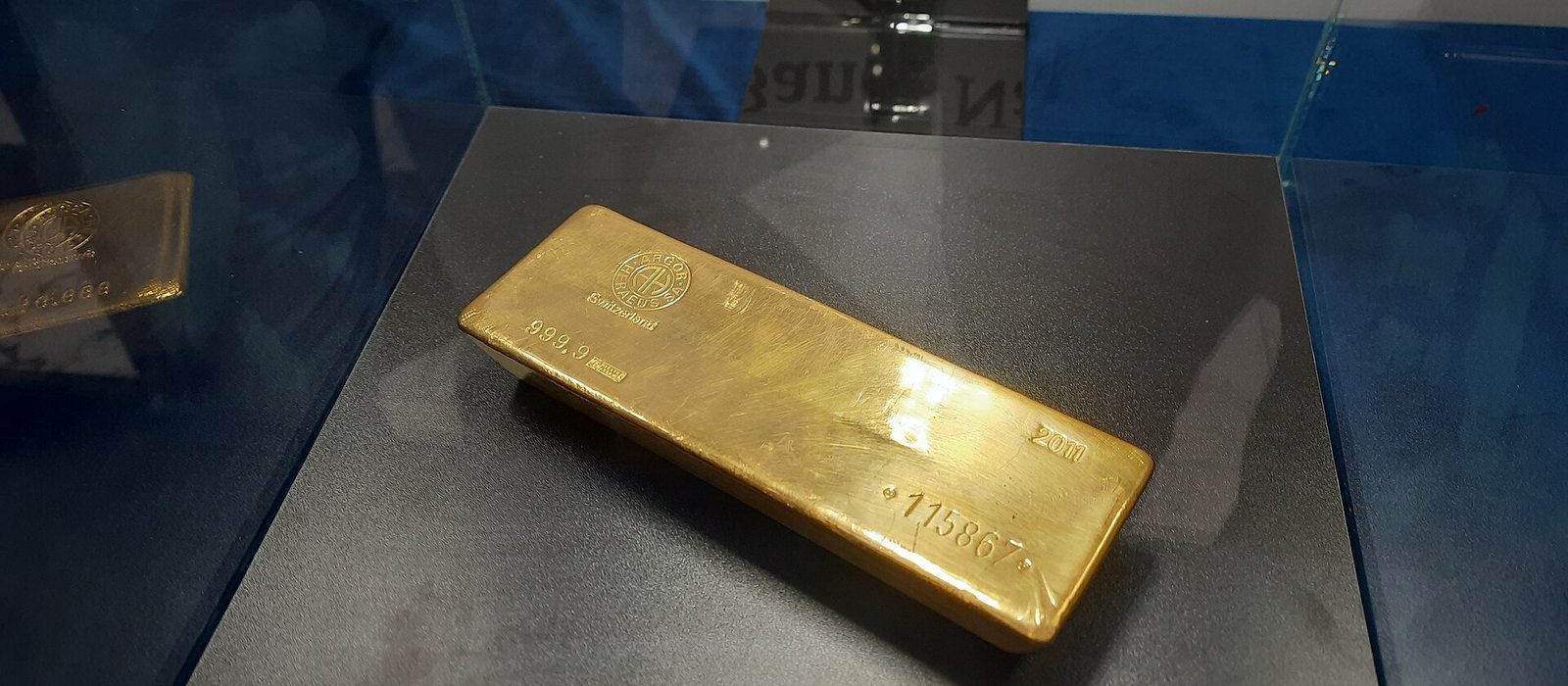 Lingou de aur expus la Banca Națională a Moldovei, Chișinău